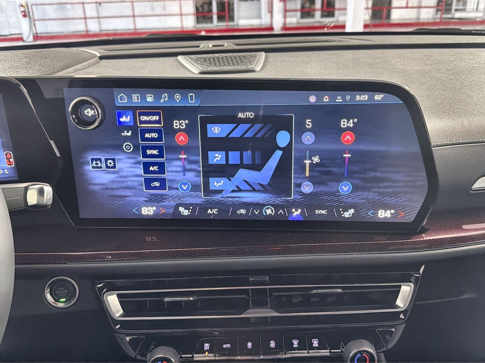 New 2026 Chevrolet Traverse Z71 w/ Enhanced Driving Package image 21