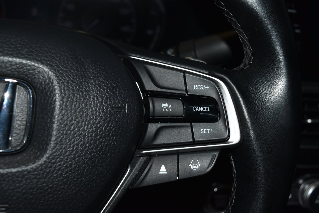 Used 2022 Honda Accord Sport image 10