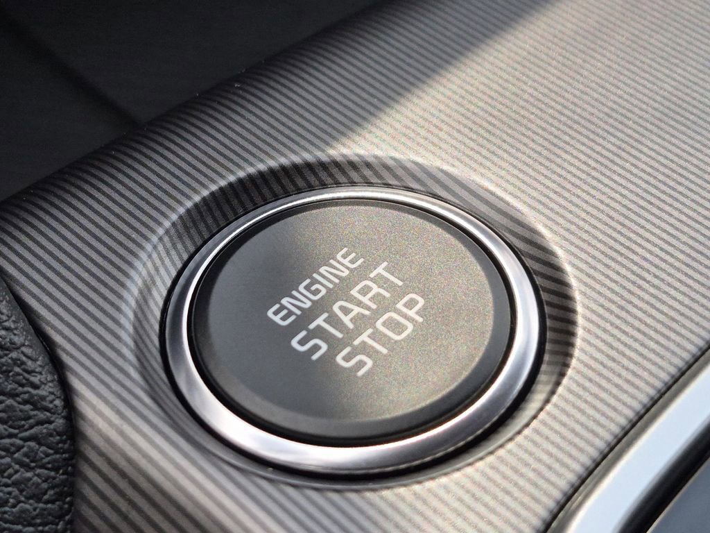 New 2026 Kia Sportage SX image 30