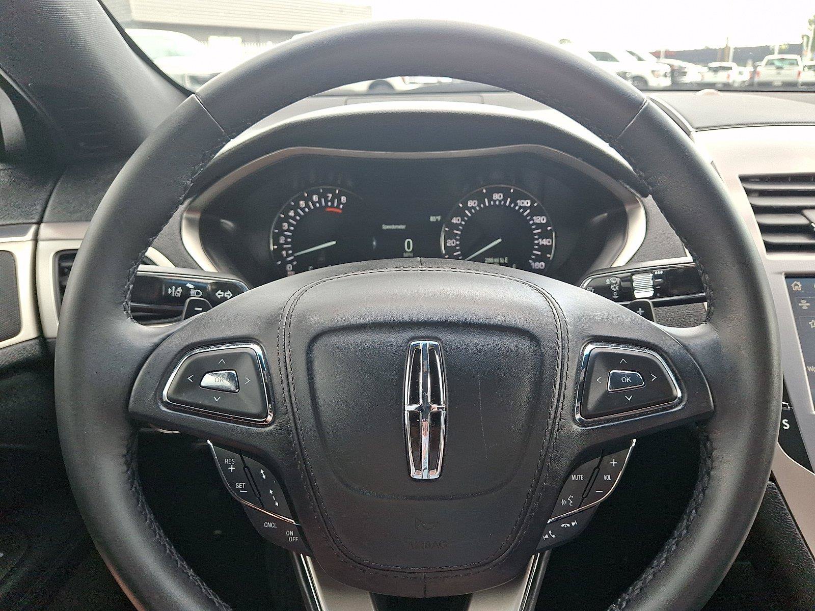 Used 2020 Lincoln MKZ FWD image 18