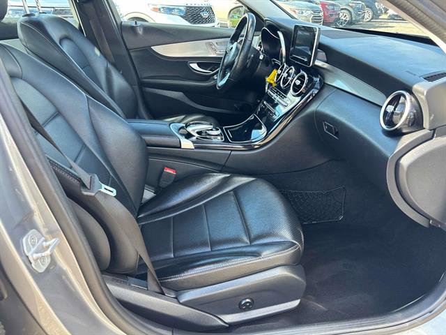 Used 2015 Mercedes-Benz C 300 4MATIC Sedan image 13