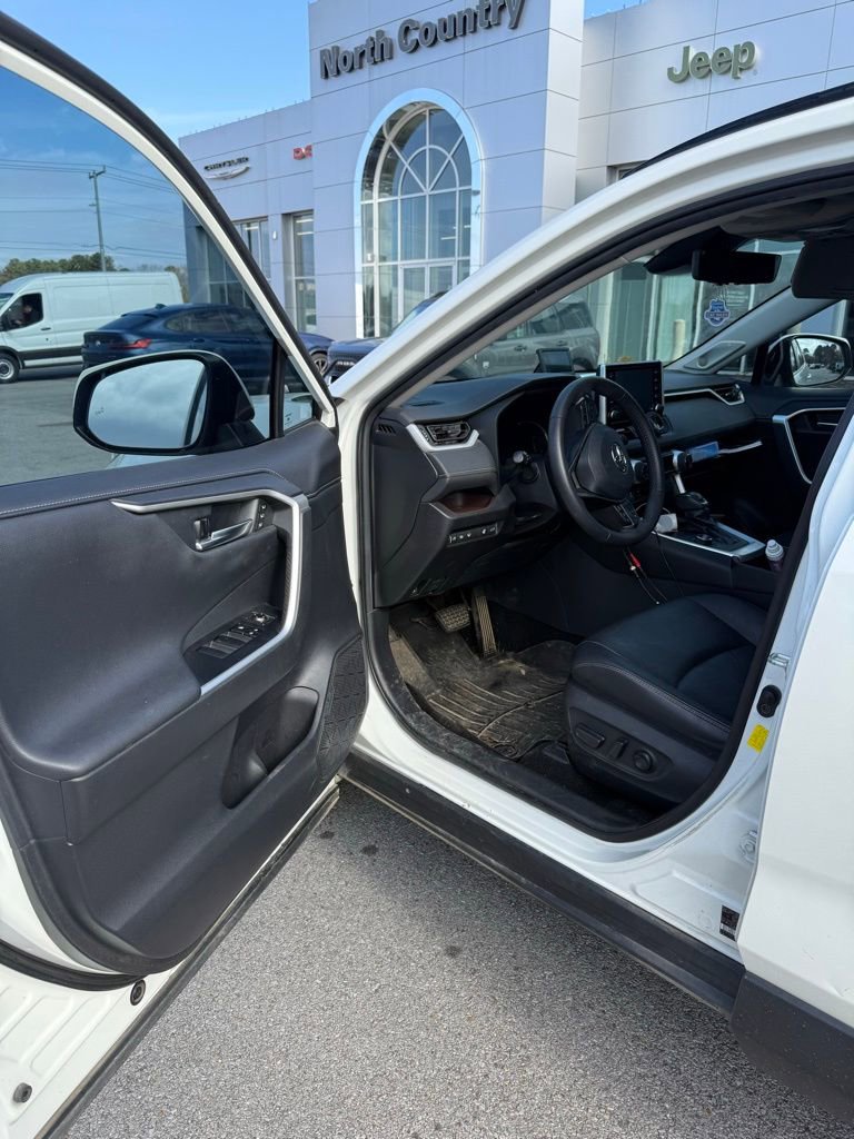 Used 2021 Toyota RAV4 Limited w/ Limited Grade Weather Package image 10