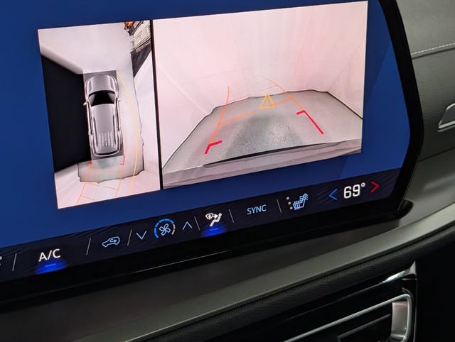 New 2026 Chevrolet Traverse LT image 27