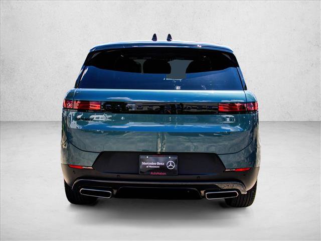 Used 2024 Land Rover Range Rover Sport SE AWD/4WD image 6