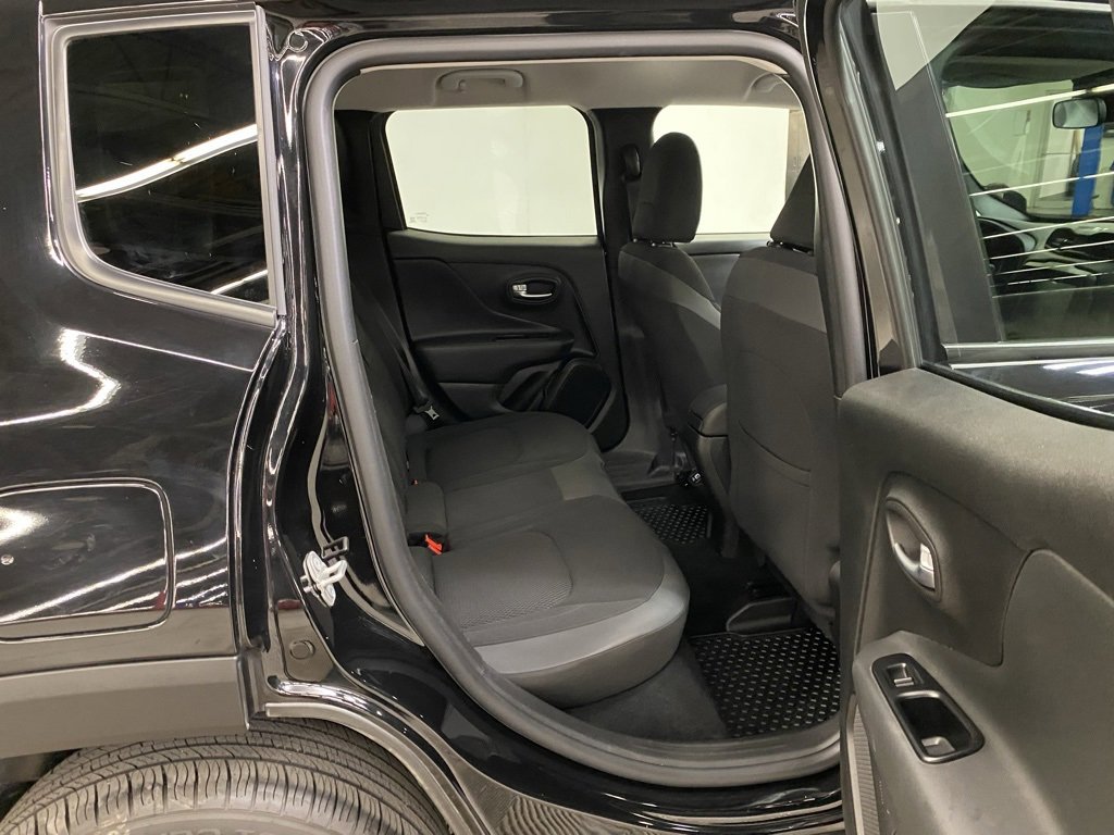 Used 2020 Jeep Renegade Altitude image 12