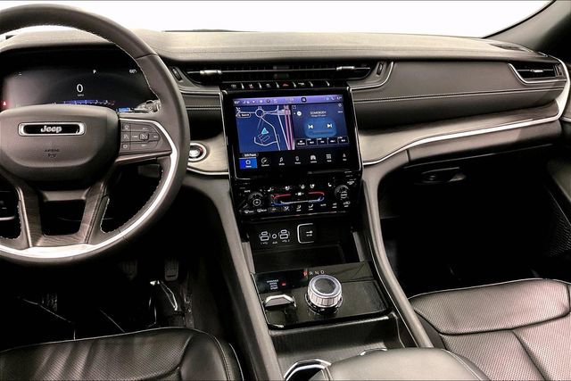 Used 2024 Jeep Grand Cherokee Limited w/ Luxury Tech Group II image 7
