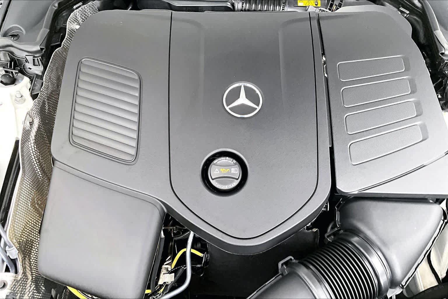 Used 2024 Mercedes-Benz CLE 300 4MATIC Coupe image 33