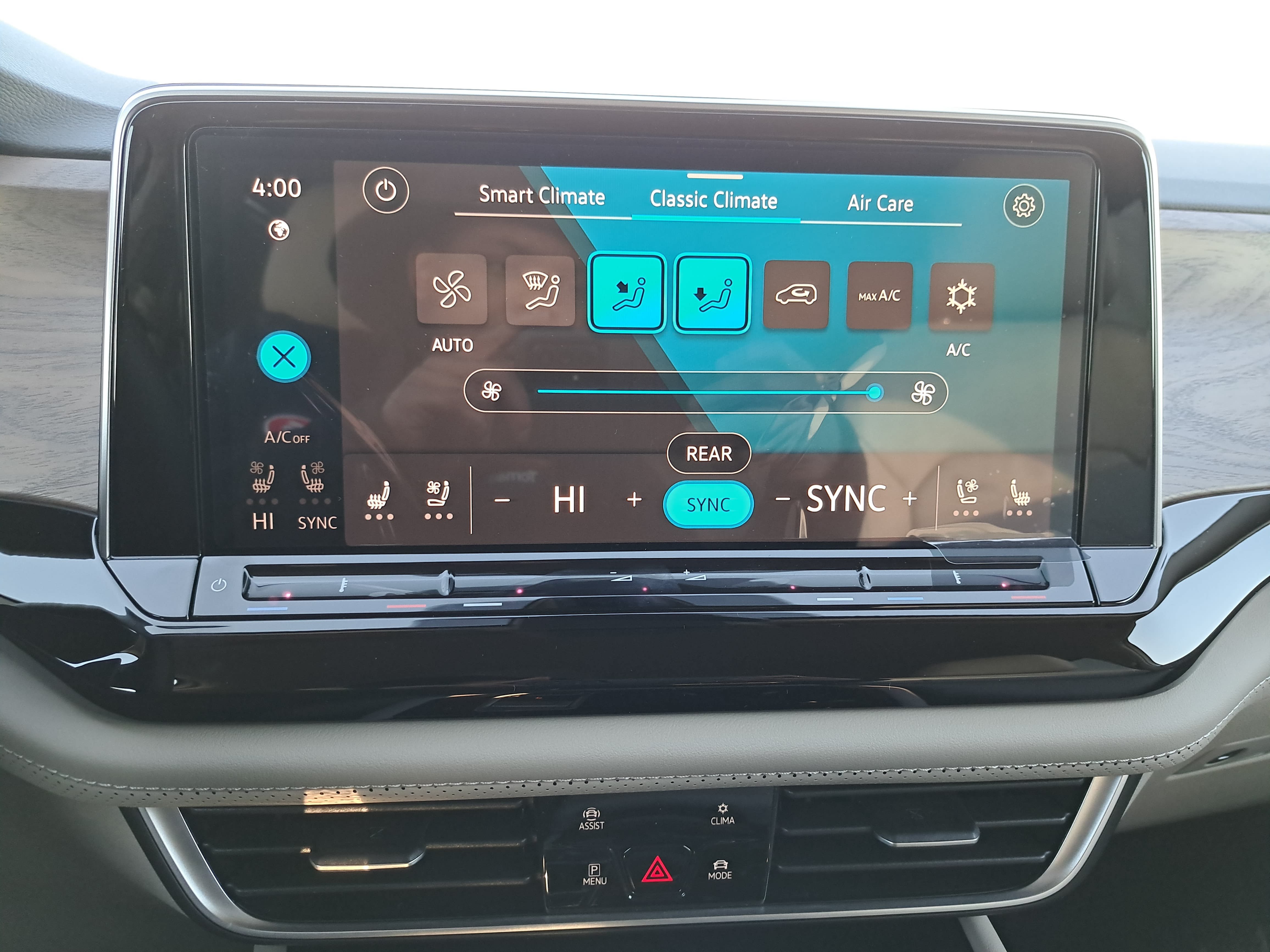 New 2026 Volkswagen Atlas SE AWD/4WD image 21