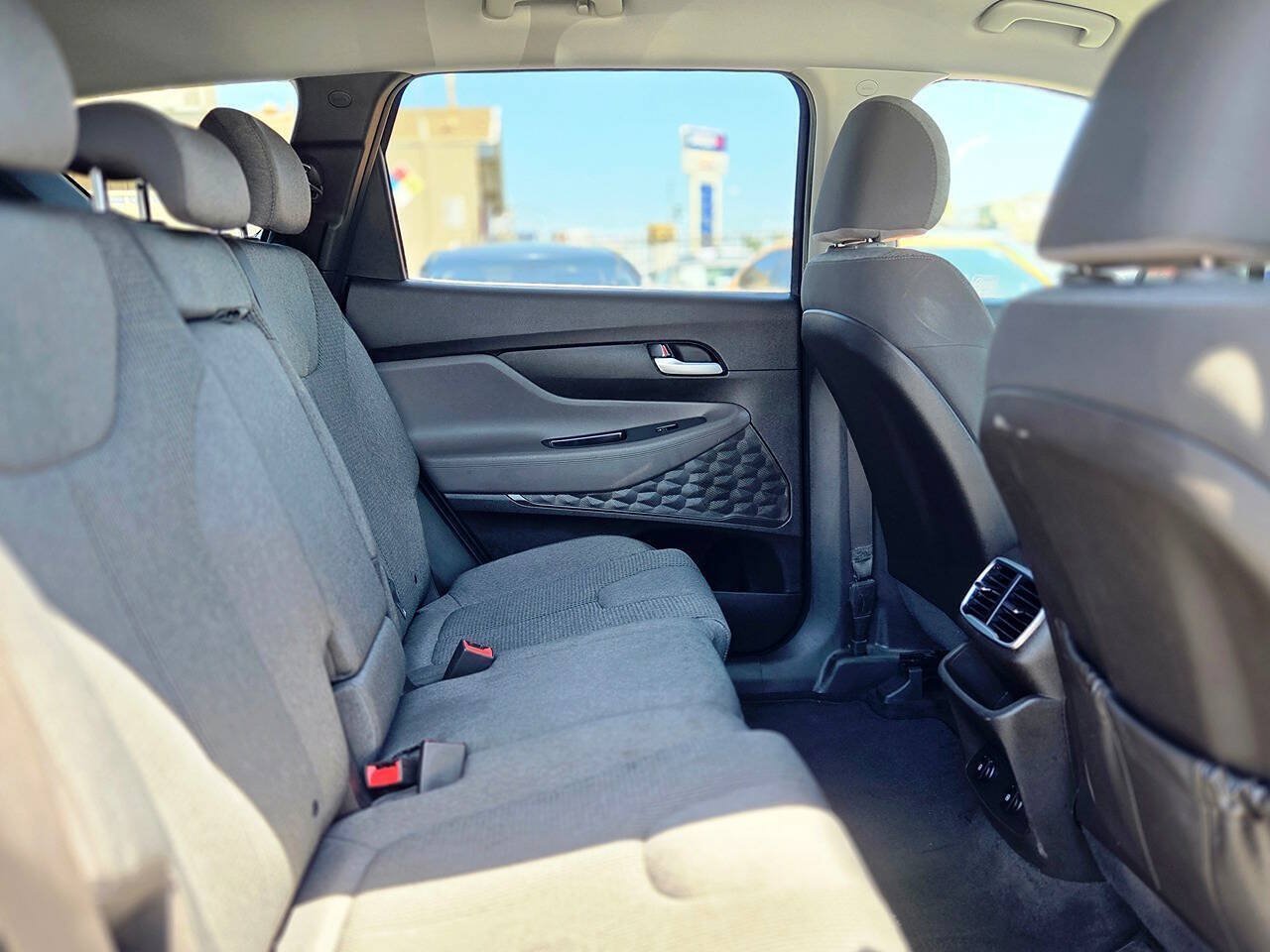 Used 2019 Hyundai Santa Fe SE AWD/4WD image 41