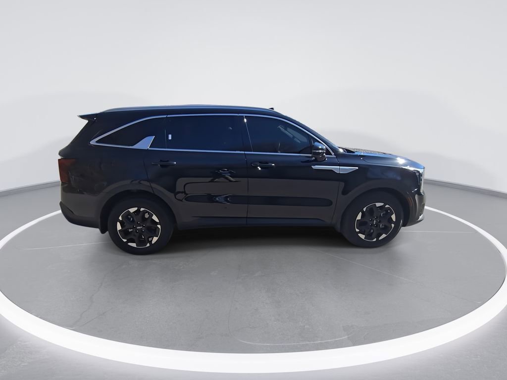 Used 2025 Kia Sorento S w/ Panoramic Sunroof Package image 9