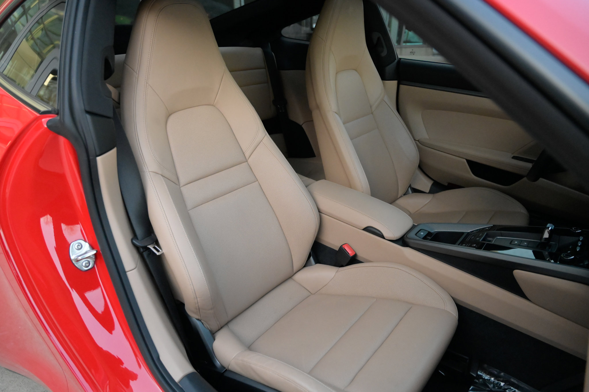 Used 2022 Porsche 911 Carrera image 41