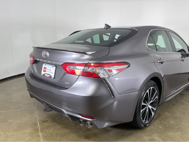 Used 2018 Toyota Camry SE image 23