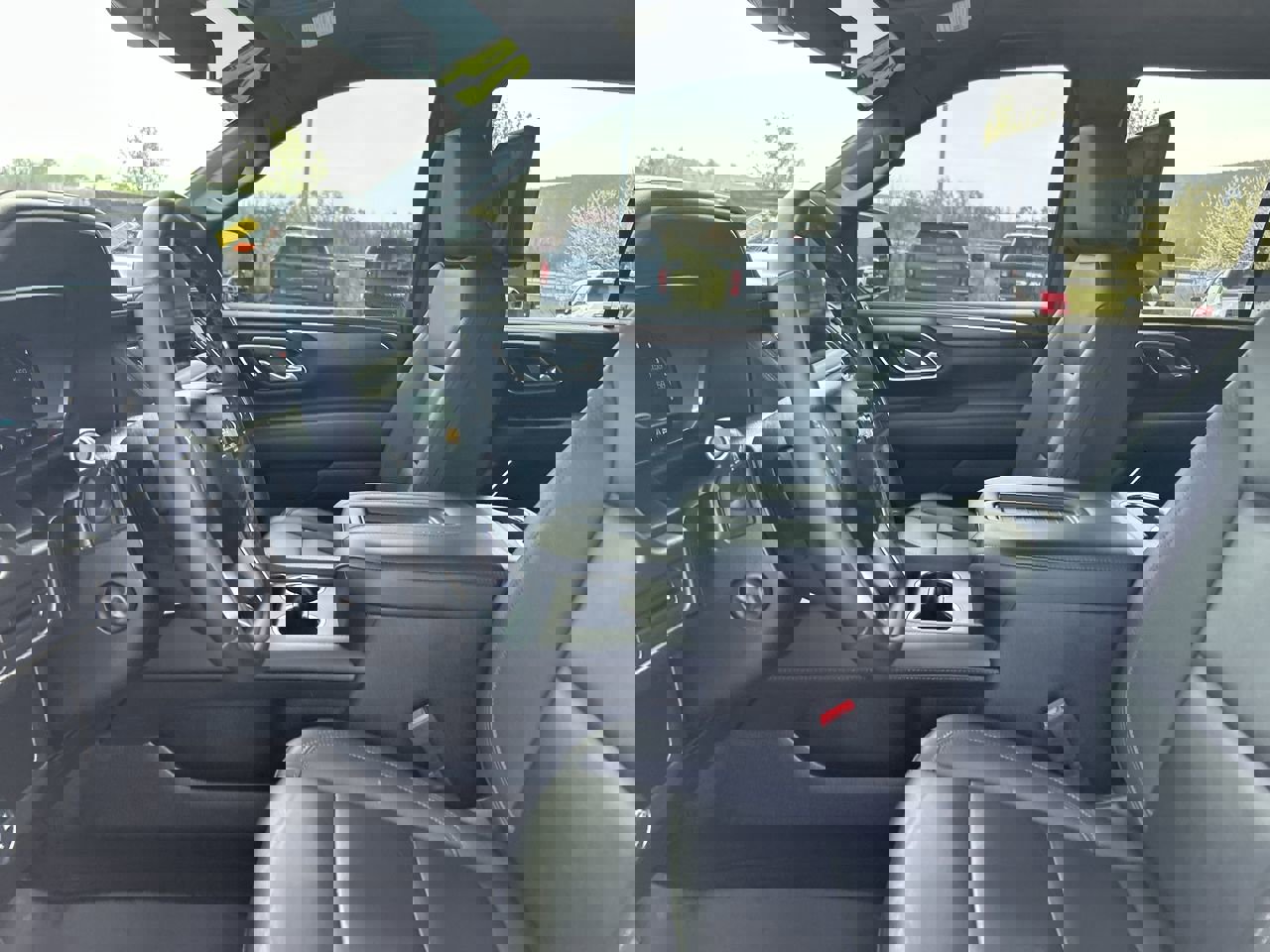 Used 2024 Chevrolet Tahoe LT w/ Luxury Package AWD/4WD image 22