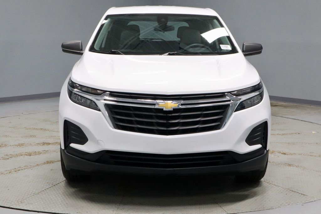 Used 2024 Chevrolet Equinox LS w/ Driver Confidence II Package FWD image 5