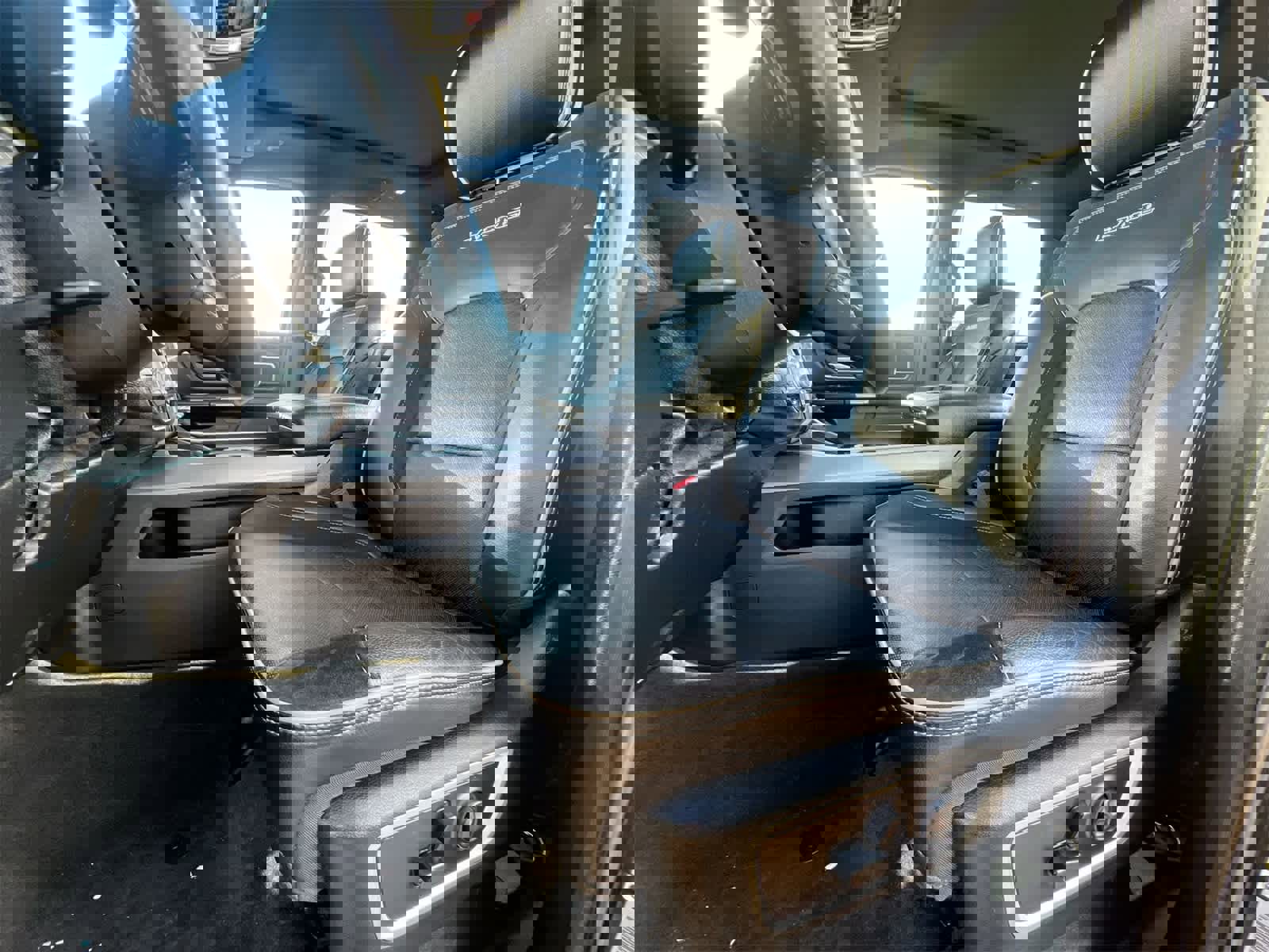 Used 2020 RAM 1500 Laramie w/ Sport Appearance Package image 16