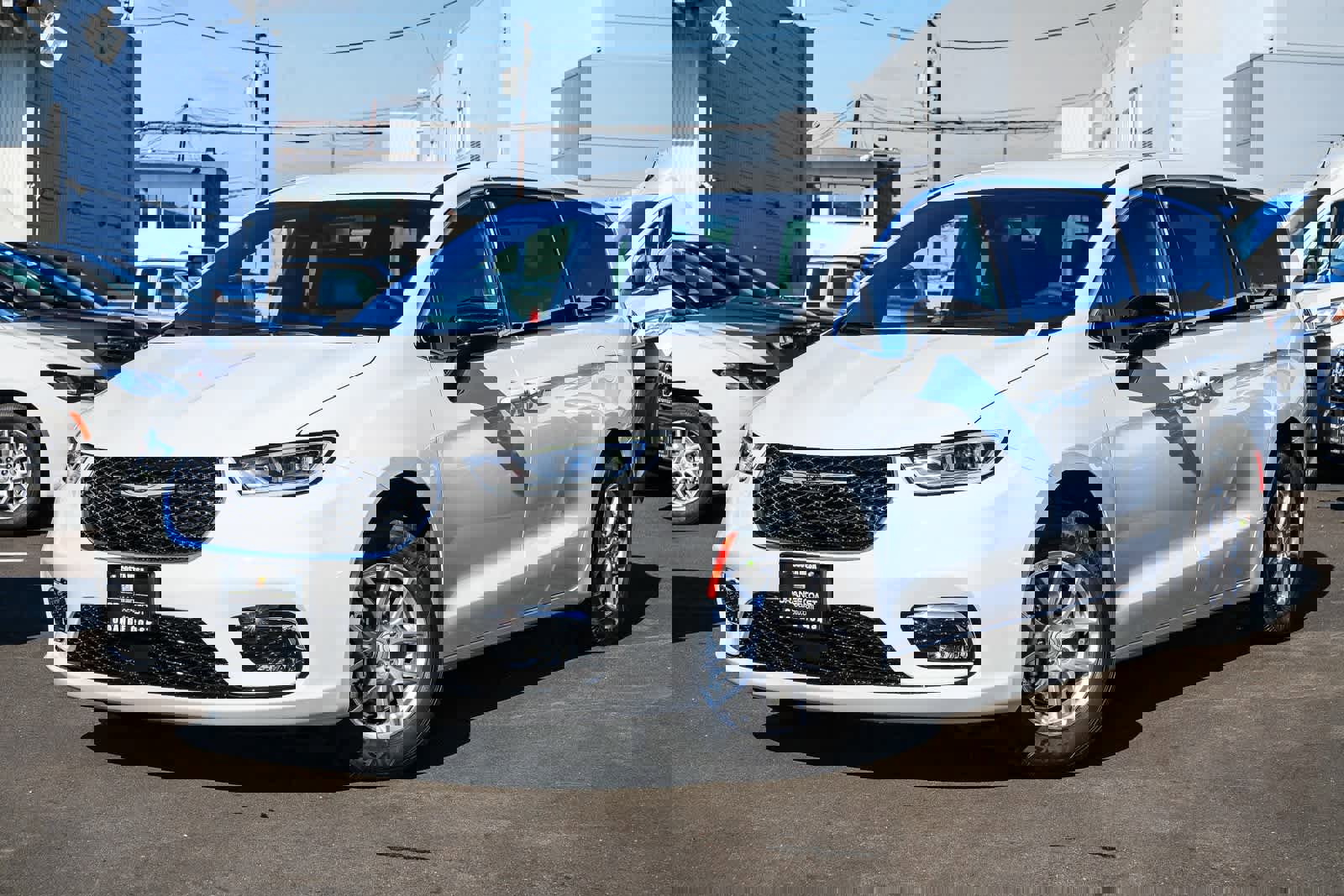 New 2026 Chrysler Pacifica Select