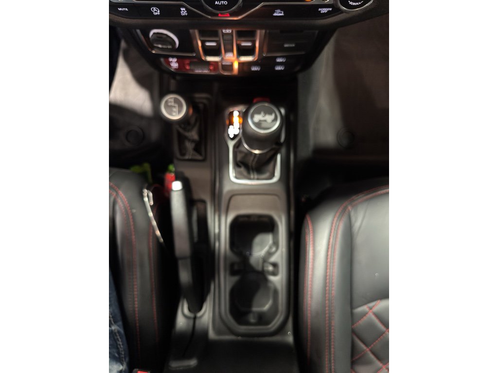 Used 2024 Jeep Wrangler Willys image 40