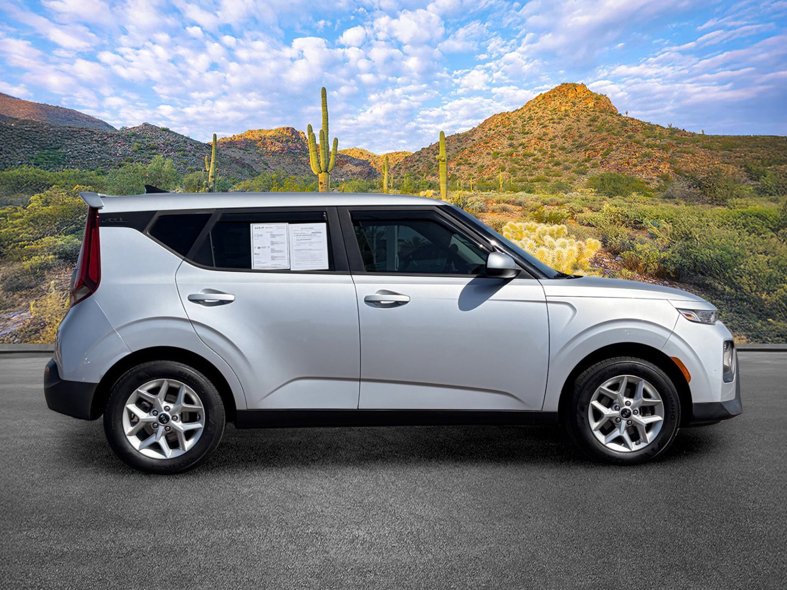 Certified 2020 Kia Soul S FWD image 3