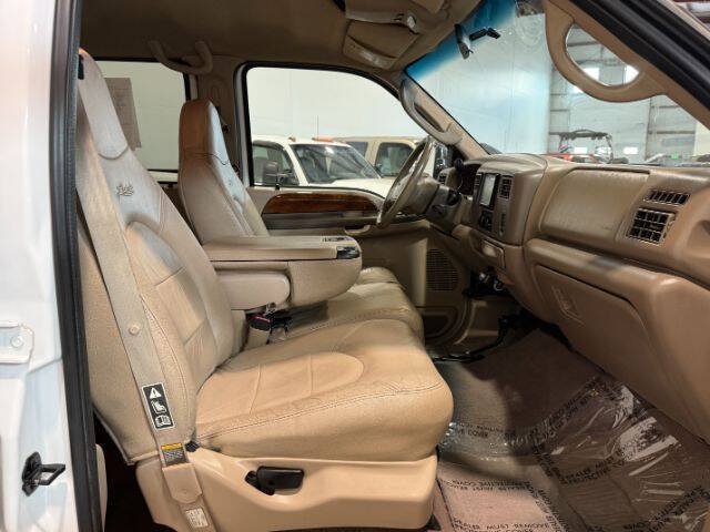 Used 2000 Ford F350 XLT AWD/4WD image 18