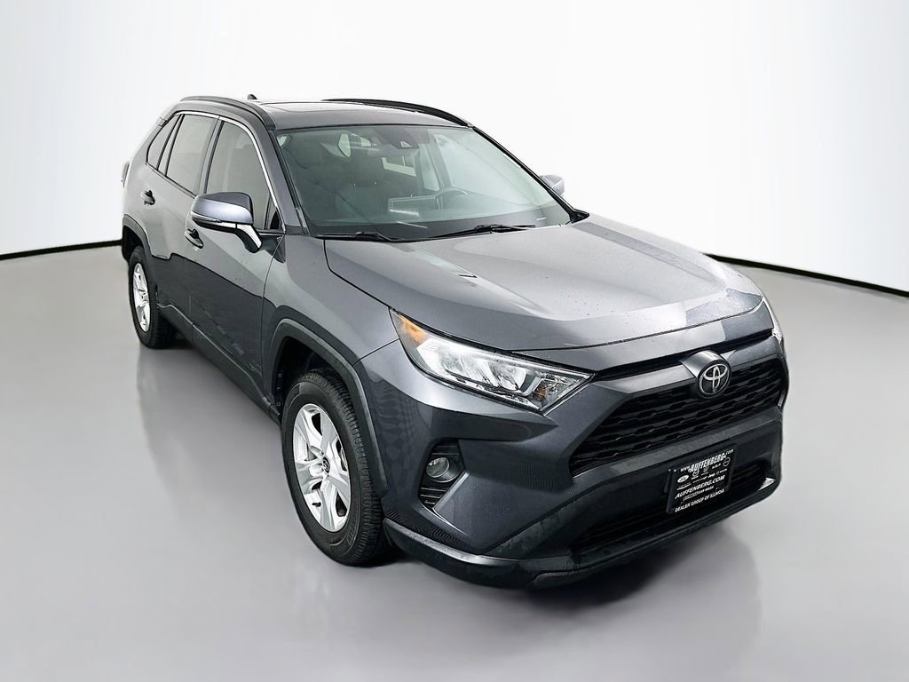 Used 2021 Toyota RAV4 XLE w/ Convenience Package image 1