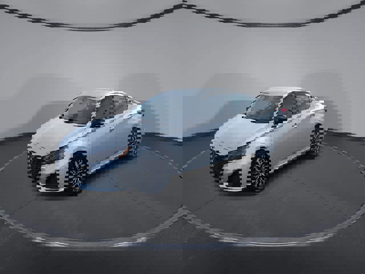 Used 2024 Nissan Altima 2.5 SV image 4