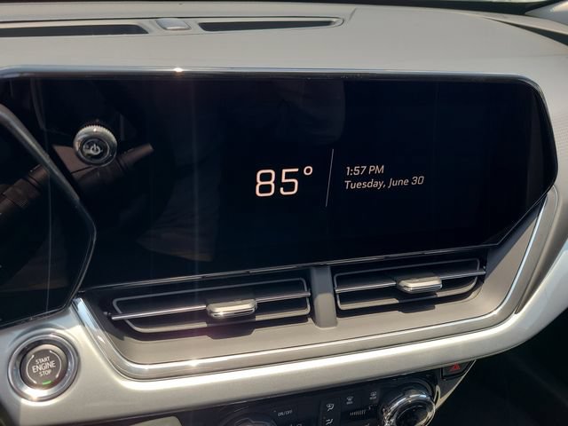 New 2026 Chevrolet Trax LT w/ Midnight Edition FWD image 30