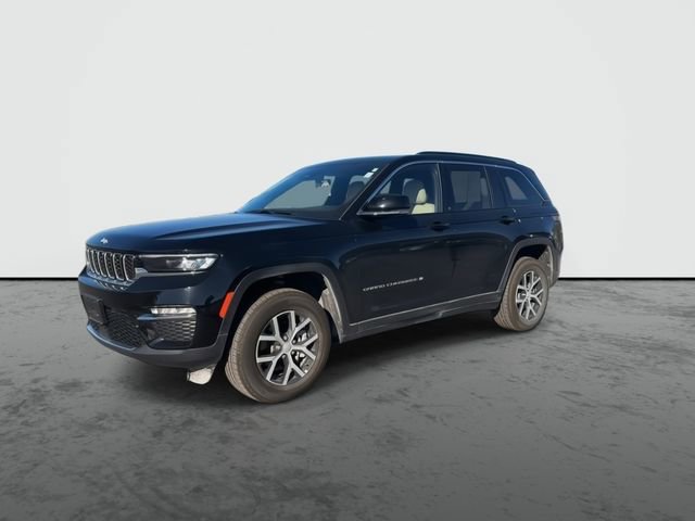Used 2025 Jeep Grand Cherokee Limited image 5