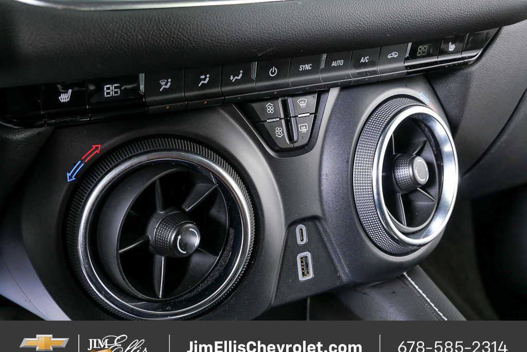 Certified 2025 Chevrolet Blazer LT FWD image 15