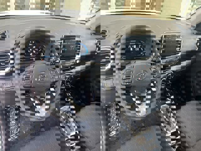 New 2026 Hyundai Venue SE image 18