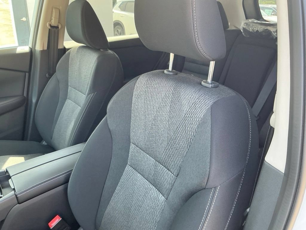 New 2026 Nissan Rogue SV AWD/4WD image 9