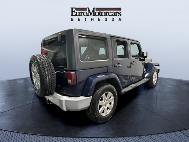 Used 2013 Jeep Wrangler Unlimited Sahara w/ Dual Top Group AWD/4WD image 5