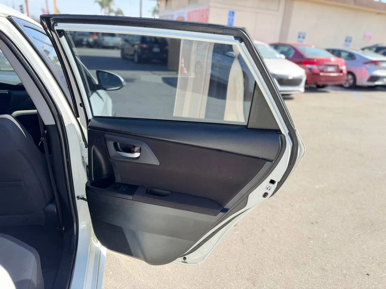 Used 2018 Toyota Corolla iM w/ Carpet Mat Package (TMS) image 26