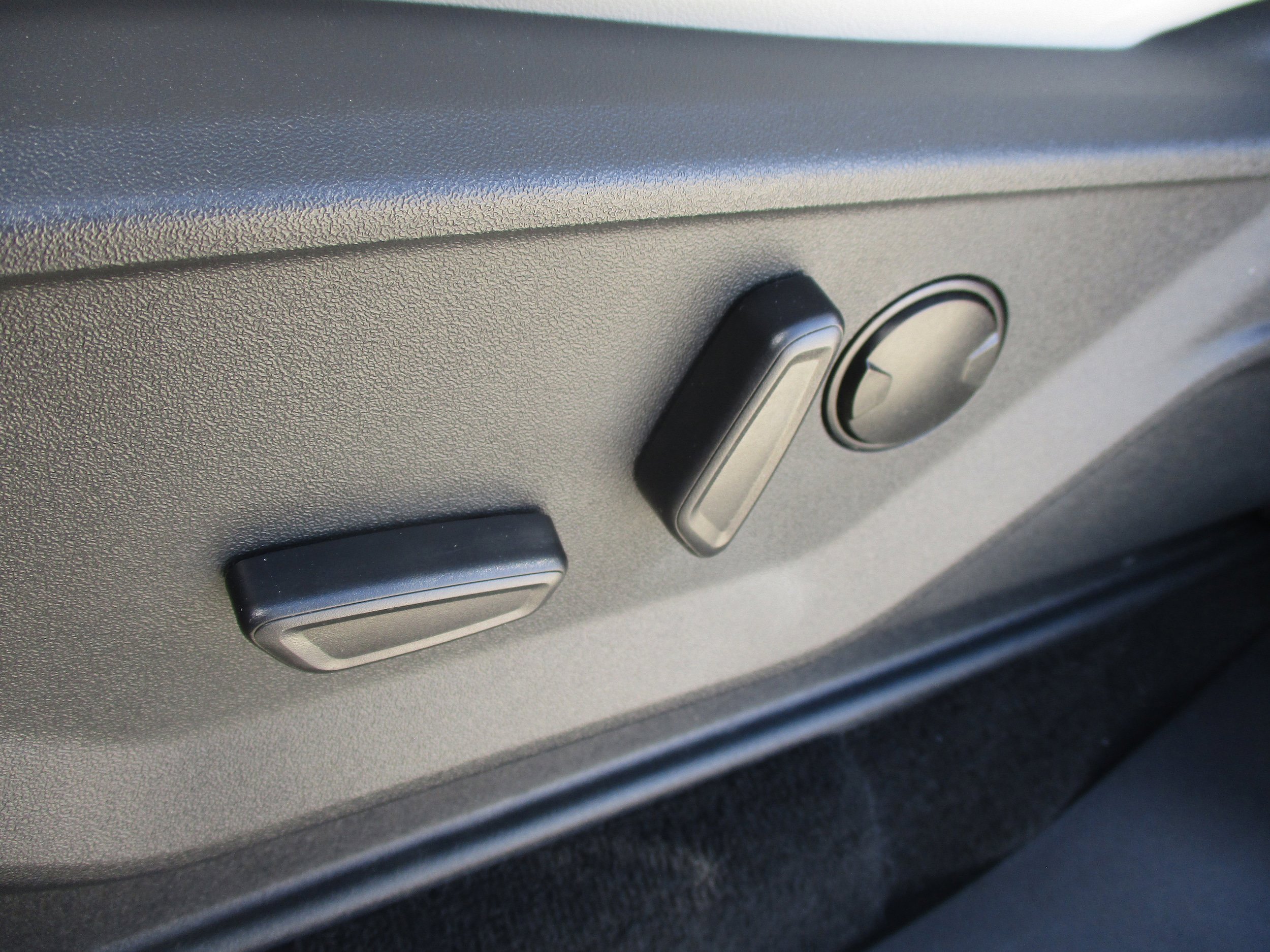 Used 2025 Ford Expedition Platinum image 41