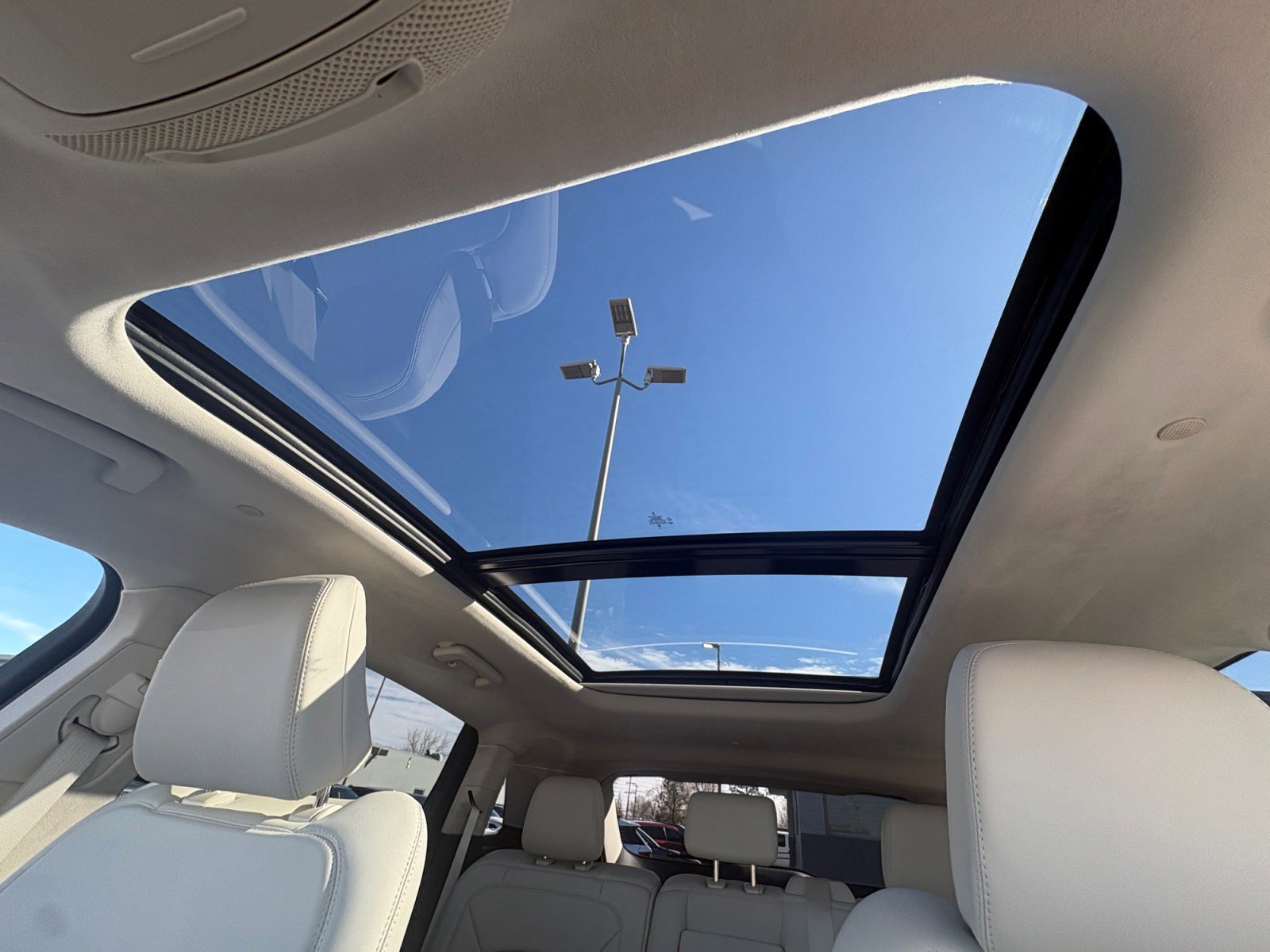 Certified 2023 Lincoln Nautilus Black Label w/ Class II Trailer Tow Package image 17