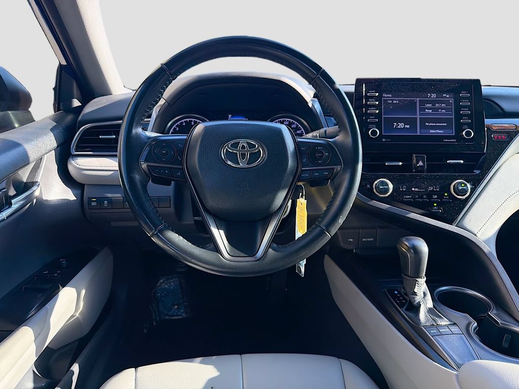 Used 2023 Toyota Camry SE FWD image 16