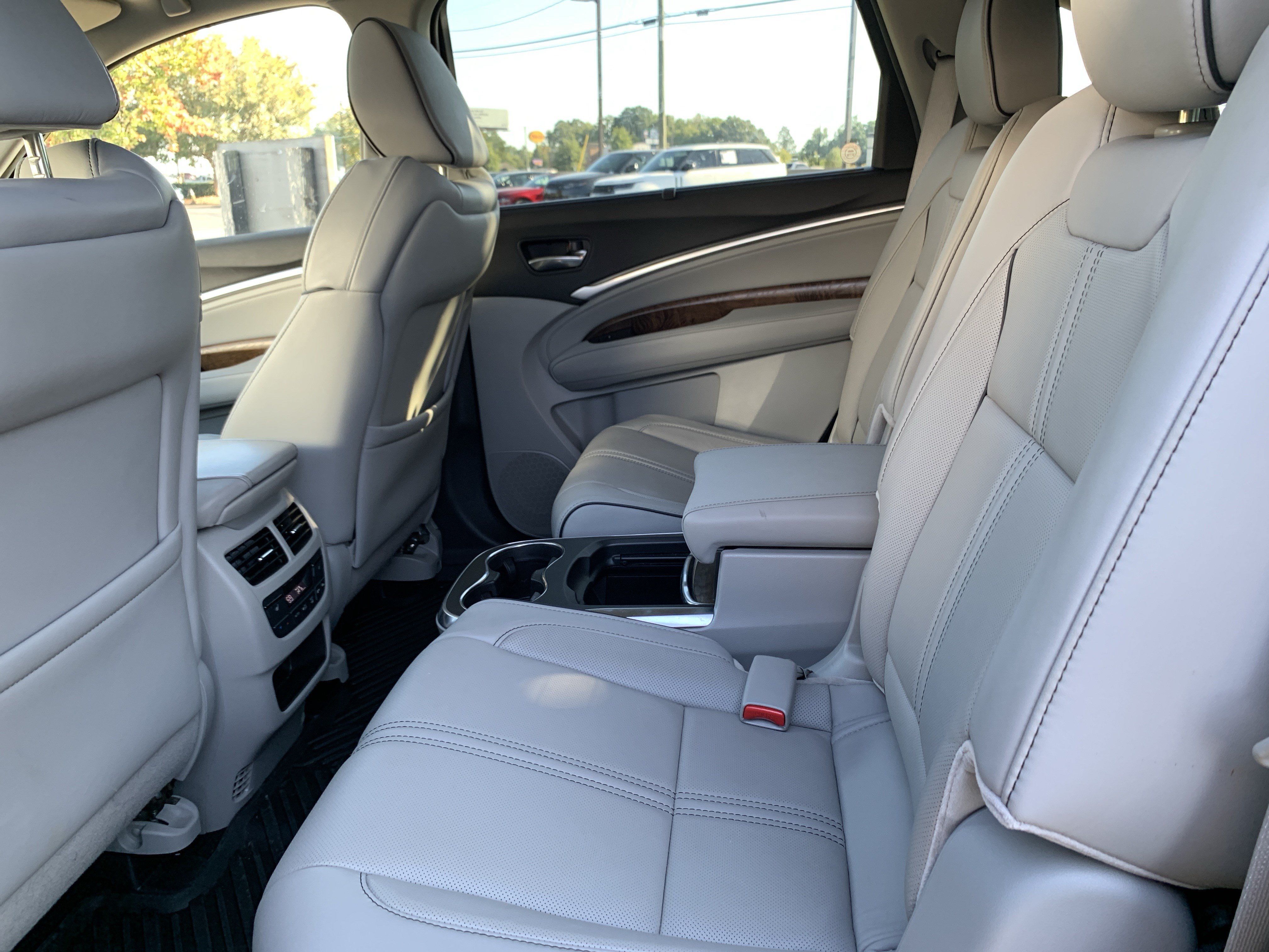 Used 2020 Acura MDX w/ Advance Package AWD/4WD image 32