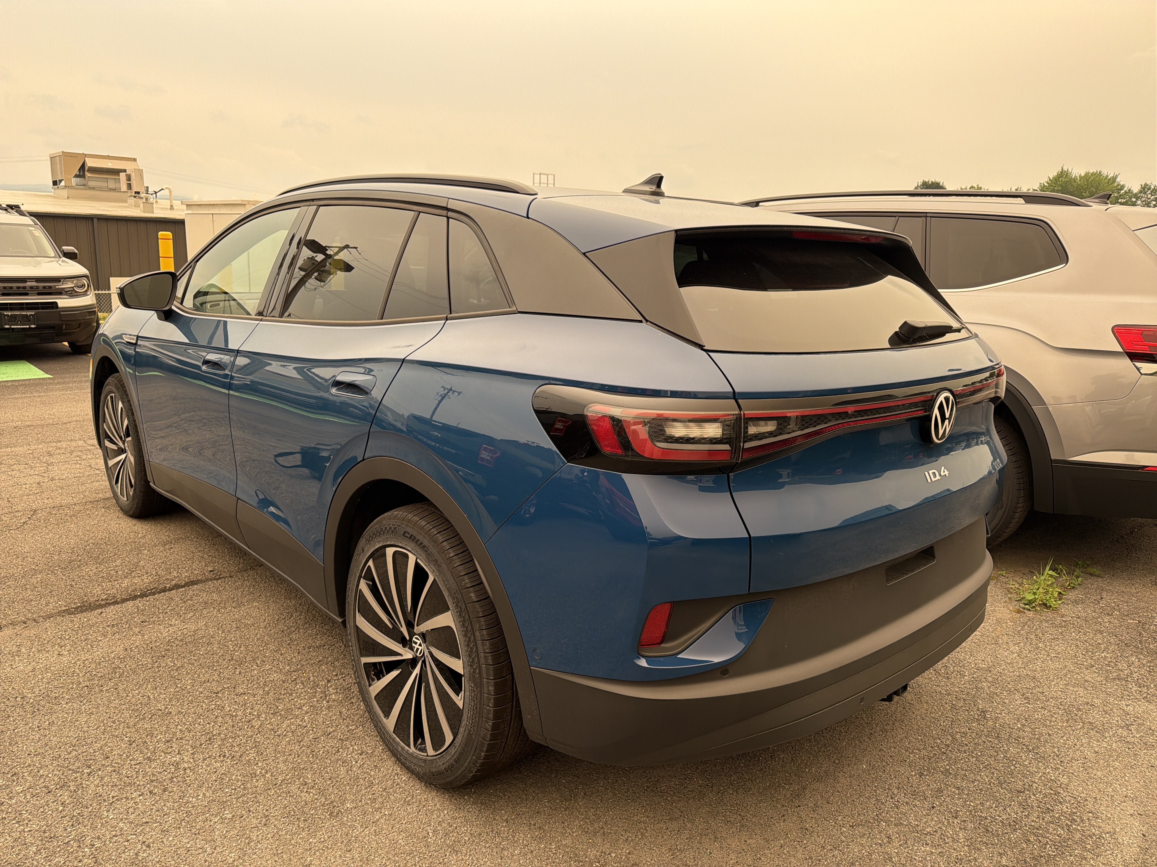 New 2026 Volkswagen ID.4 Pro AWD/4WD image 5