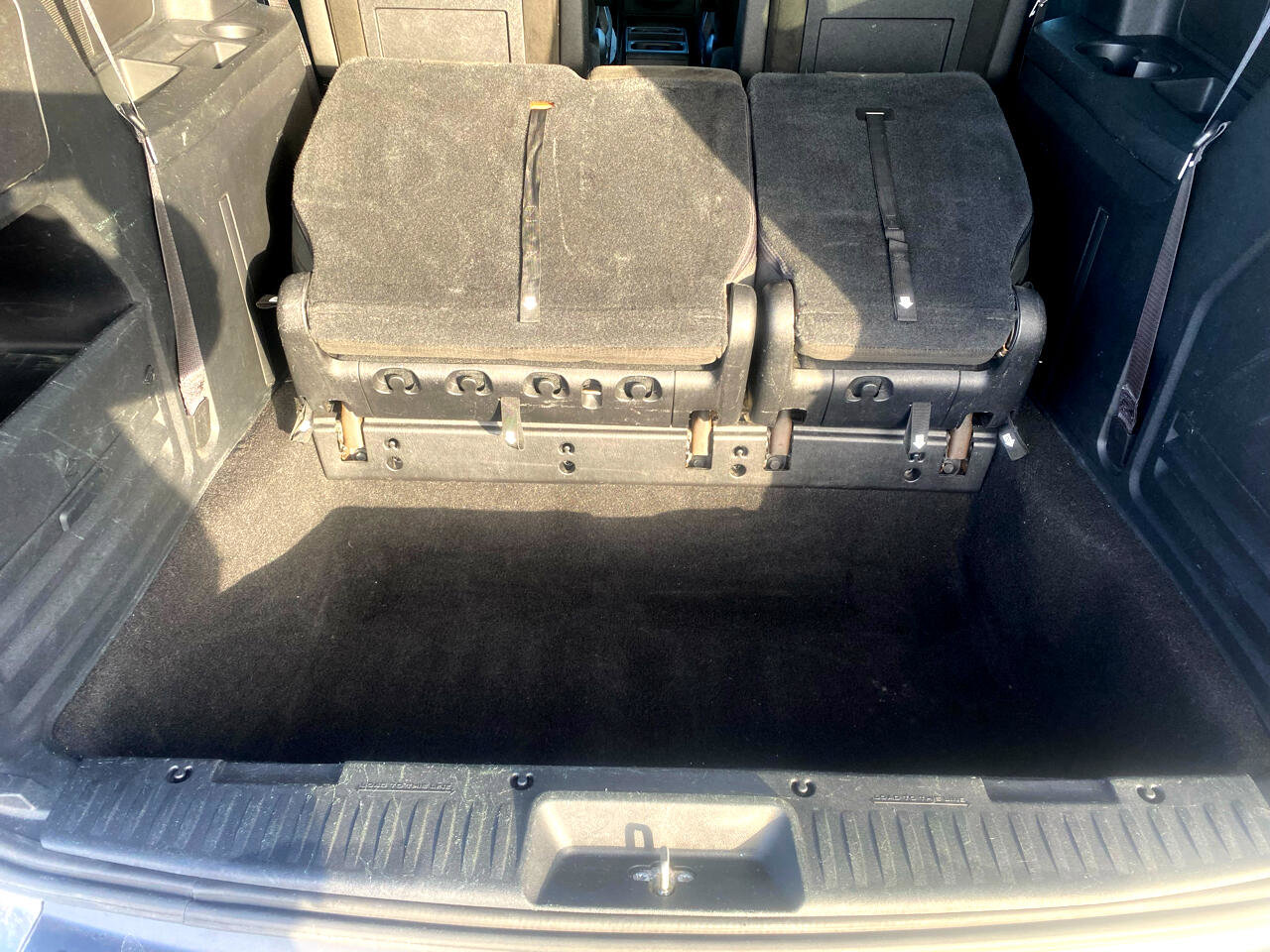 Used 2016 Dodge Grand Caravan SE image 5