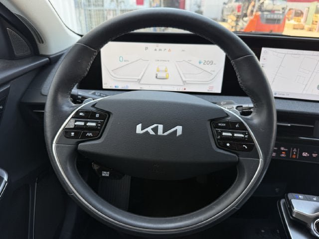 Used 2024 Kia EV6 Wind AWD/4WD image 12