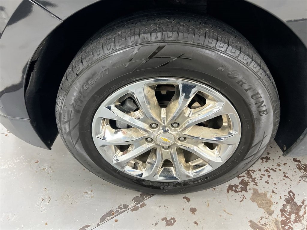 Used 2019 Chevrolet Equinox LT w/ Driver Convenience Package image 25