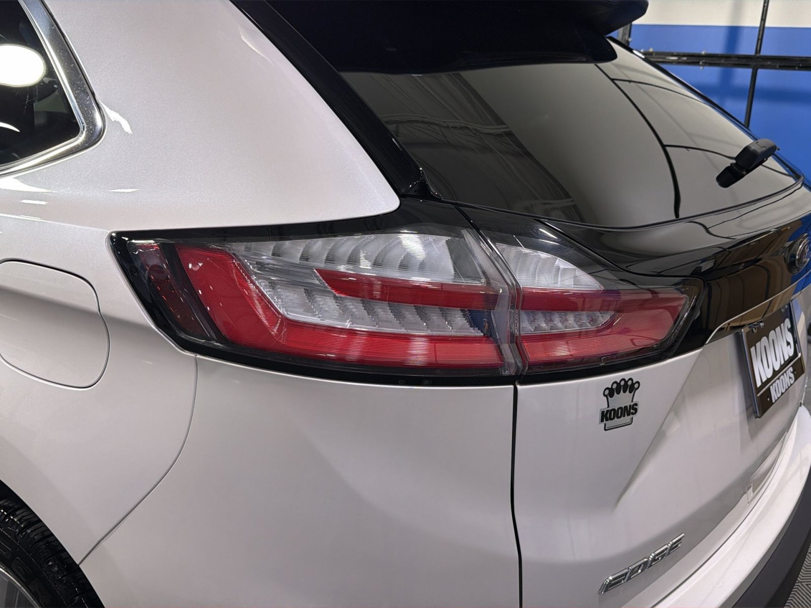Used 2019 Ford Edge Titanium w/ Class II Trailer Tow Package AWD/4WD image 18