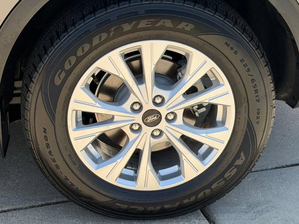 Used 2024 Ford Escape Active AWD/4WD image 10