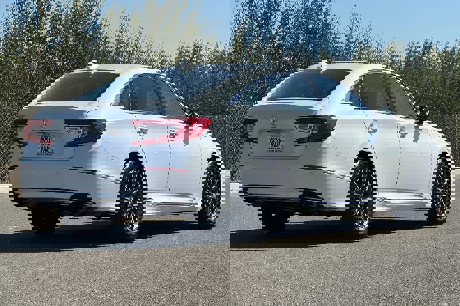 Certified 2021 Honda Accord EX-L image 3