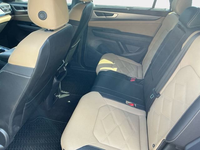 Used 2024 Volkswagen Atlas Cross Sport SE image 14