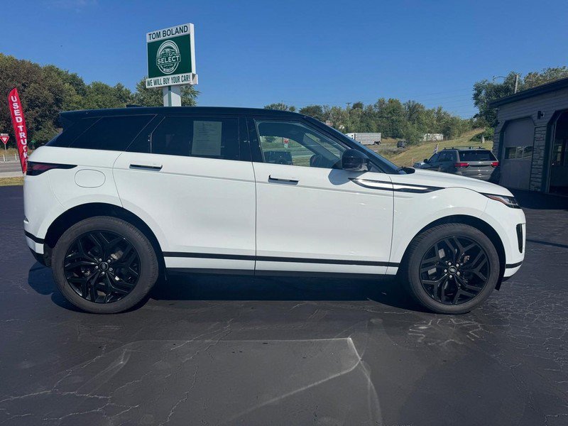 Used 2022 Land Rover Range Rover Evoque SE image 3