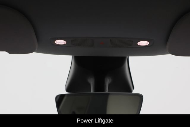 Used 2021 Tesla Model Y Long Range AWD/4WD image 17