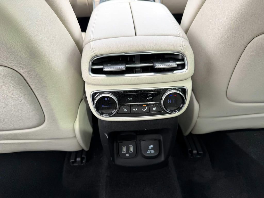 Used 2023 Genesis GV80 2.5T w/ Prestige 20" Package image 15