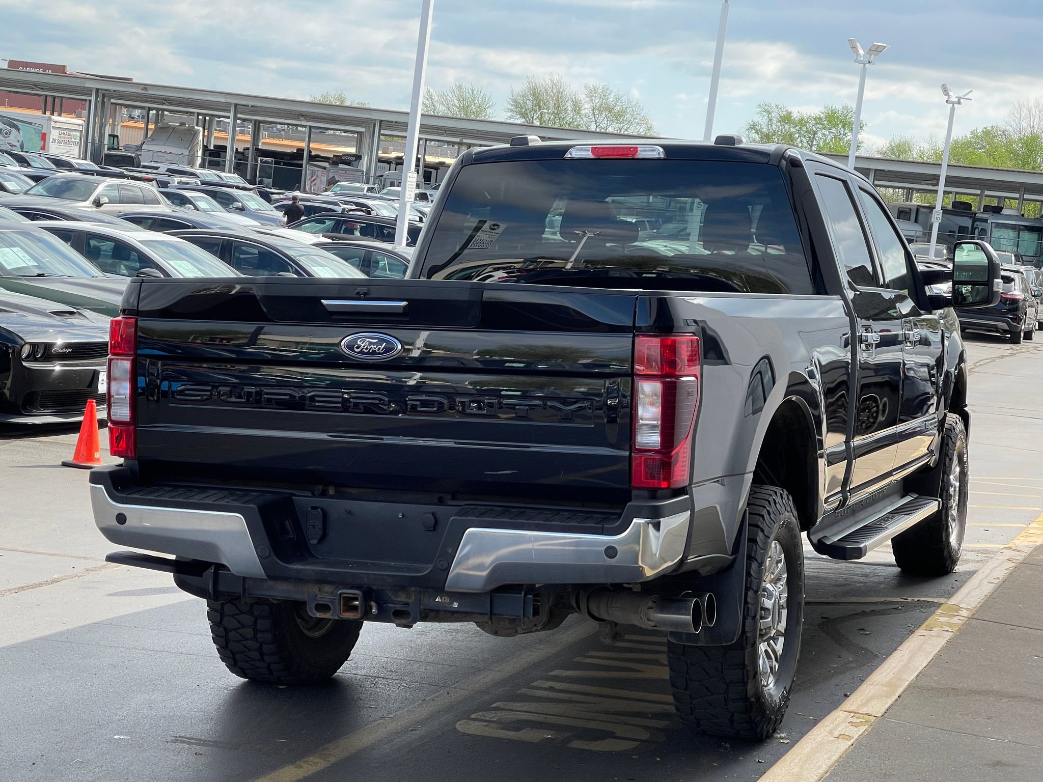 Used 2022 Ford F250 XLT w/ XLT Premium Package image 3