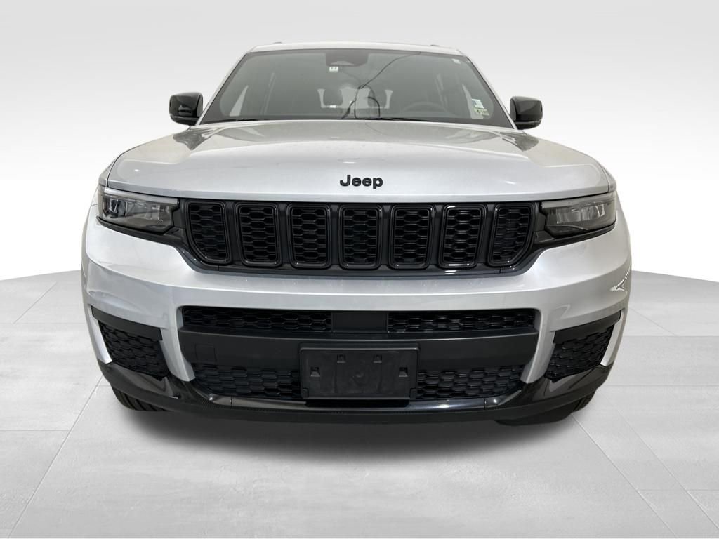 Used 2024 Jeep Grand Cherokee L Laredo image 9
