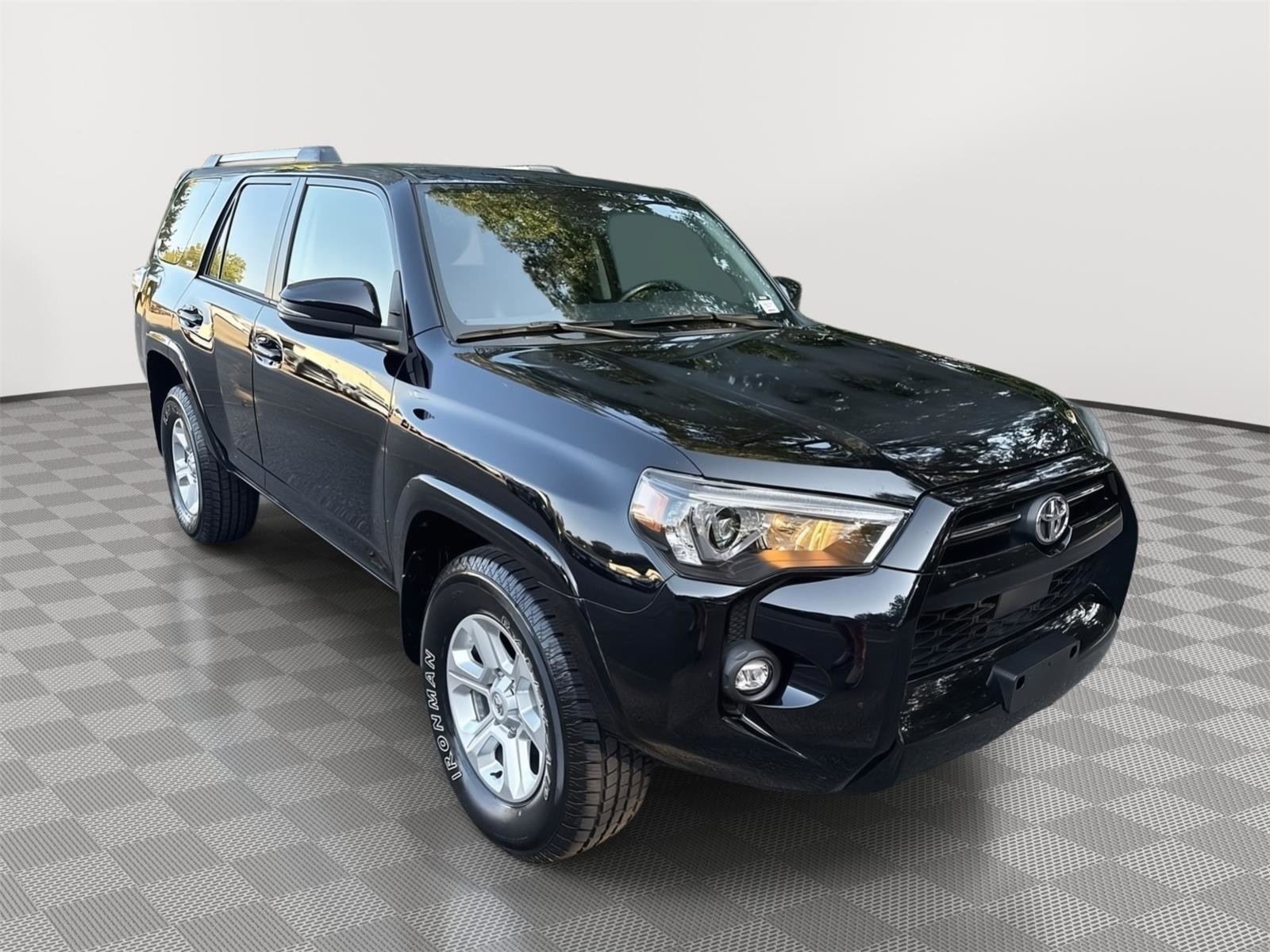 Used 2023 Toyota 4Runner SR5 Premium image 4